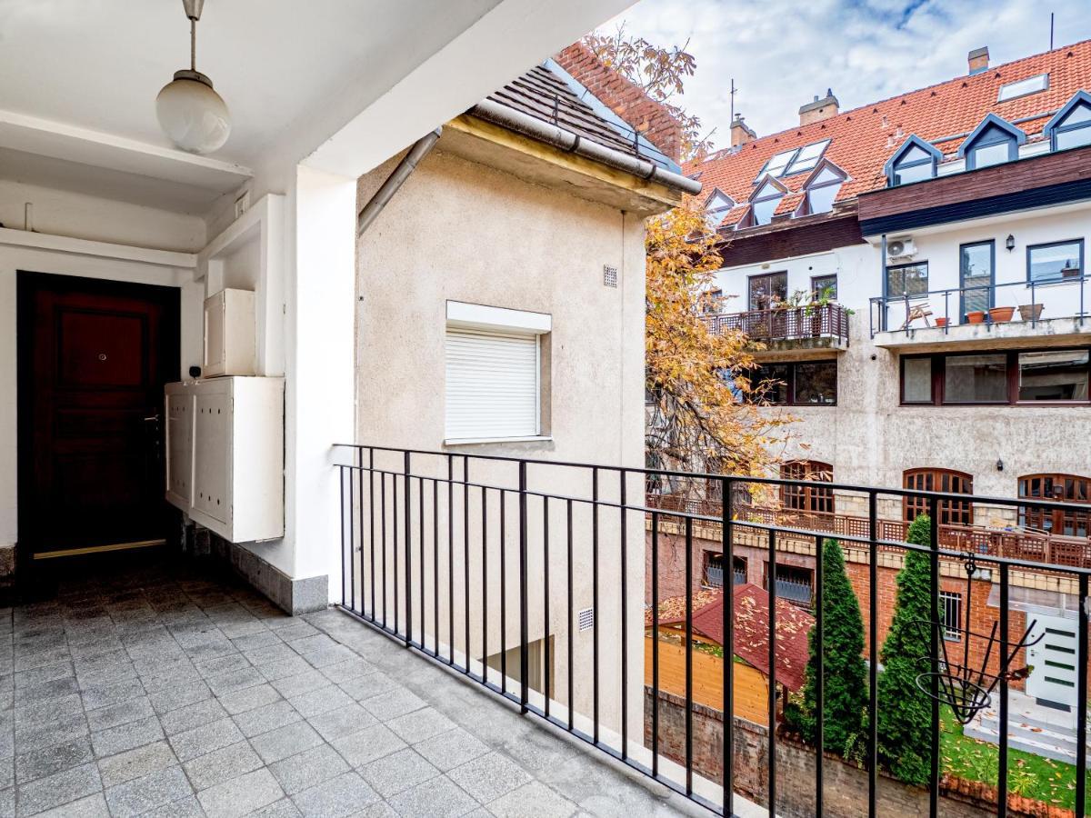 Buda Castle Cosy Apartment Budapeste Exterior foto